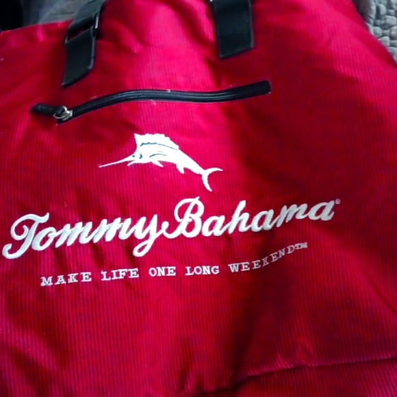Tommy Bahama tote bag Storage Organization